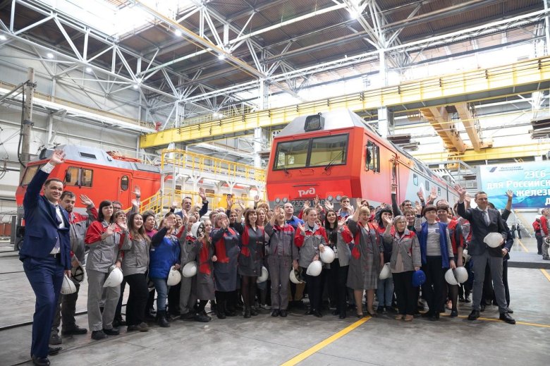 Завод уральские локомотивы