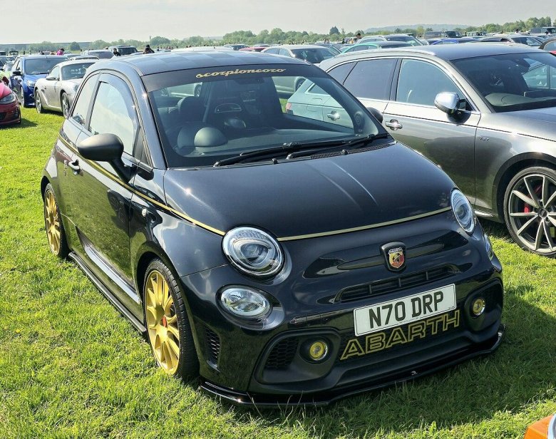 Abarth 695