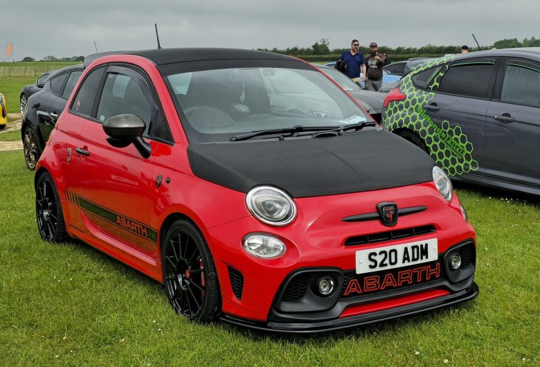 Abarth 595 competizione