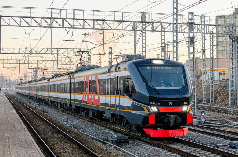 Электропоезд эп 2 д