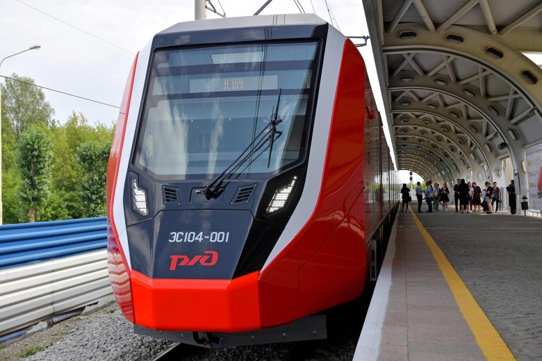 Электропоезд ласточка эс1