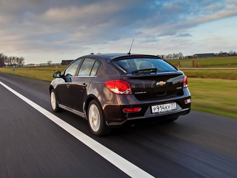 Chevrolet cruze хэтчбек 2015