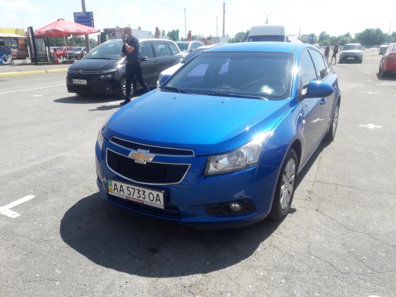Шевроле круз 2011 года синий
