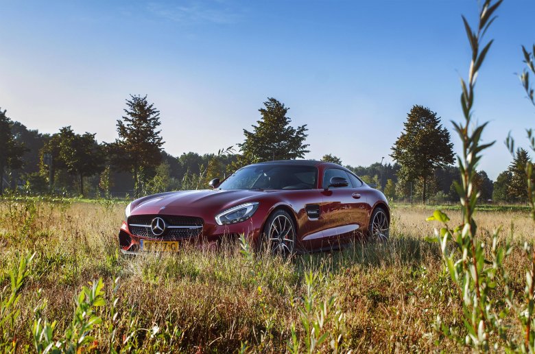 Mercedes benz amg gts