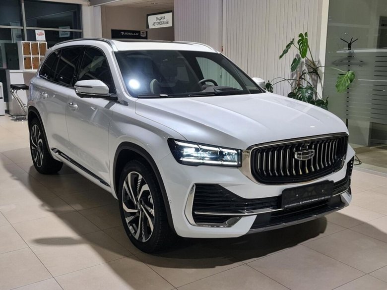 Geely monjaro белая