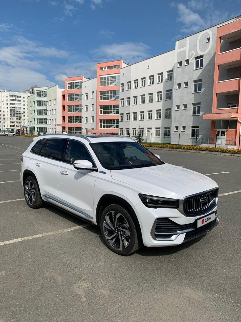 Джили монжаро белая