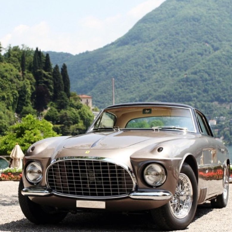 Автомобили ретро