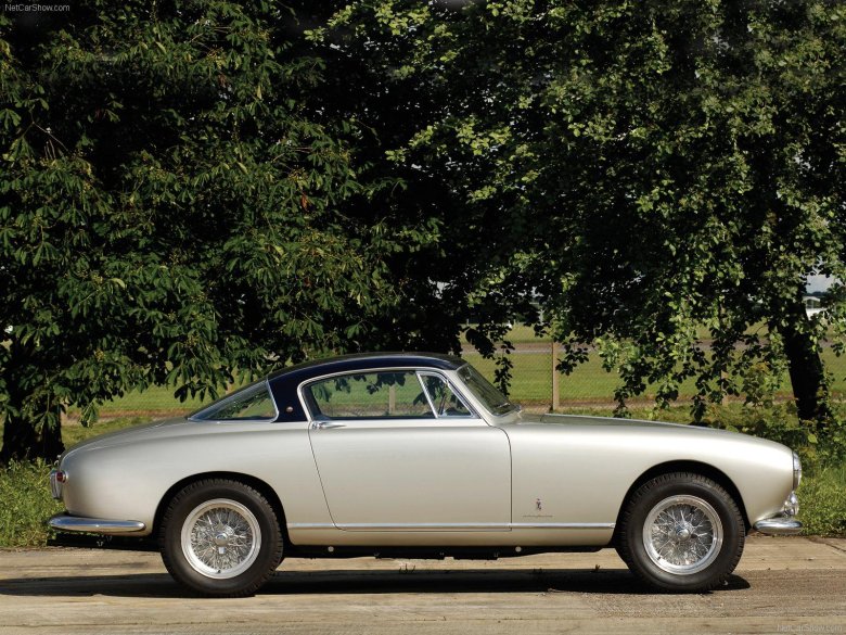 Ferrari 250 gt coupé pinin farina
