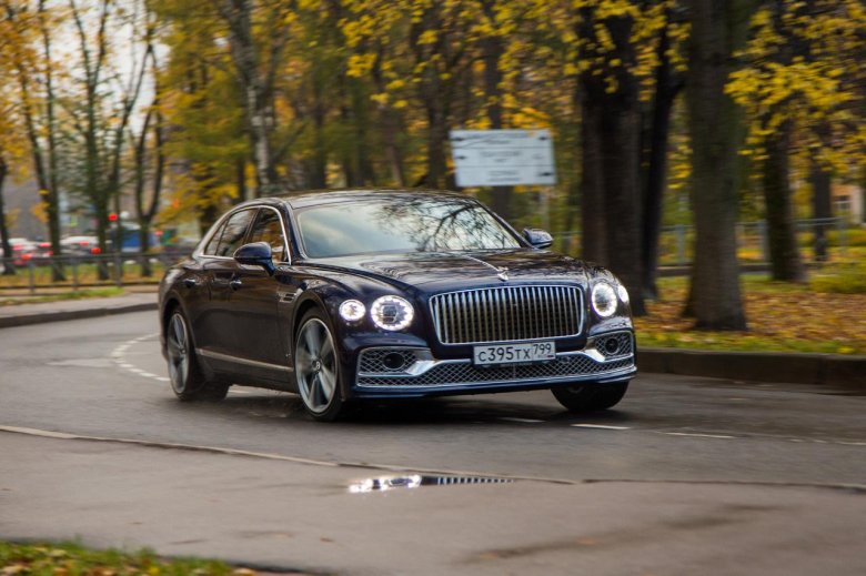 Bentley flying spur 2022