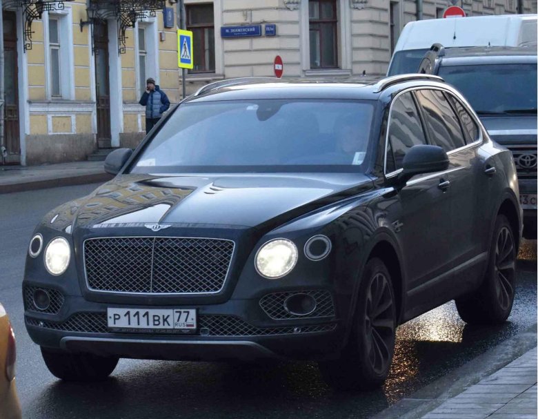 Bentley bentayga 777