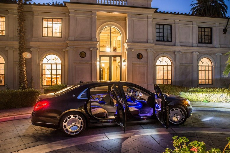 Mercedes benz s class maybach