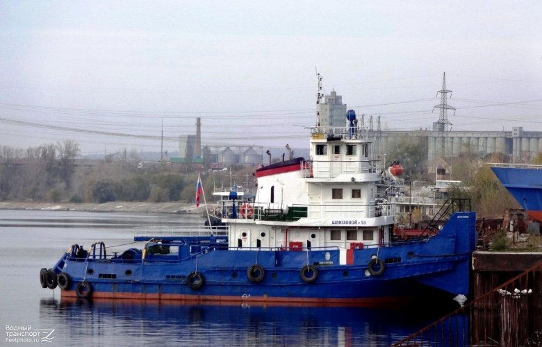 Буксир толкач шлюзовой