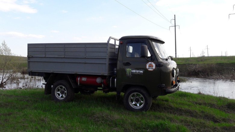 Уаз головастик бортовой 3303