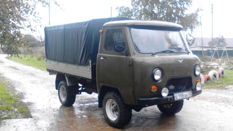 Уаз грузовой бортовой 330365