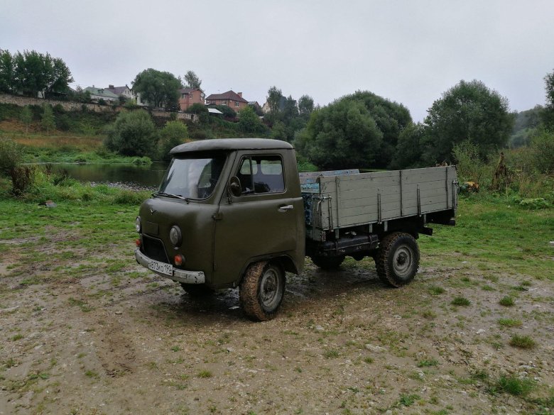 Уаз головастик 3303