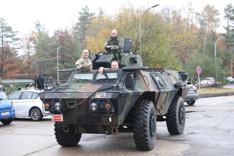 Колесный бронетранспортер