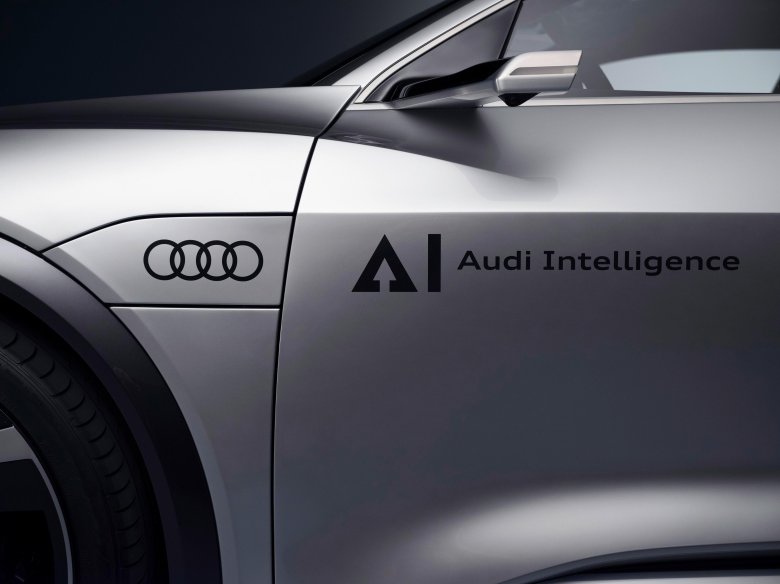 Автомобиль audi