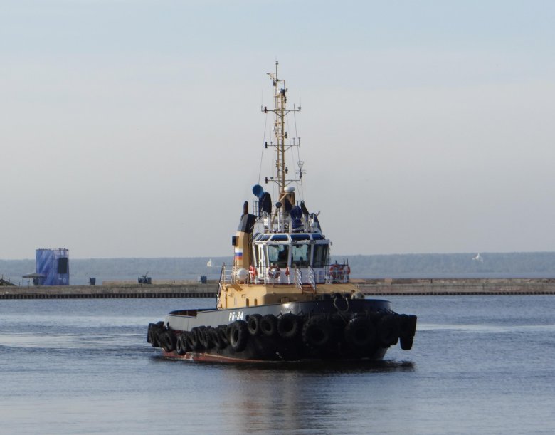 Буксир корабль