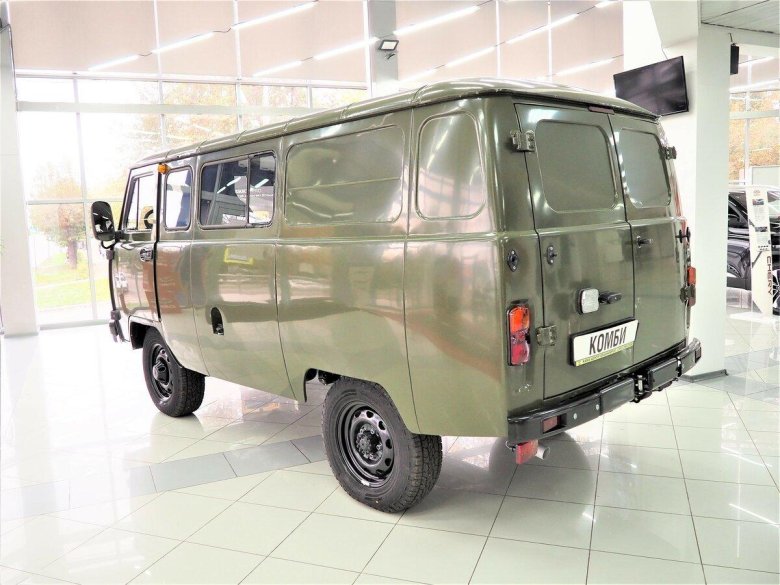 Автомобиль уаз буханка