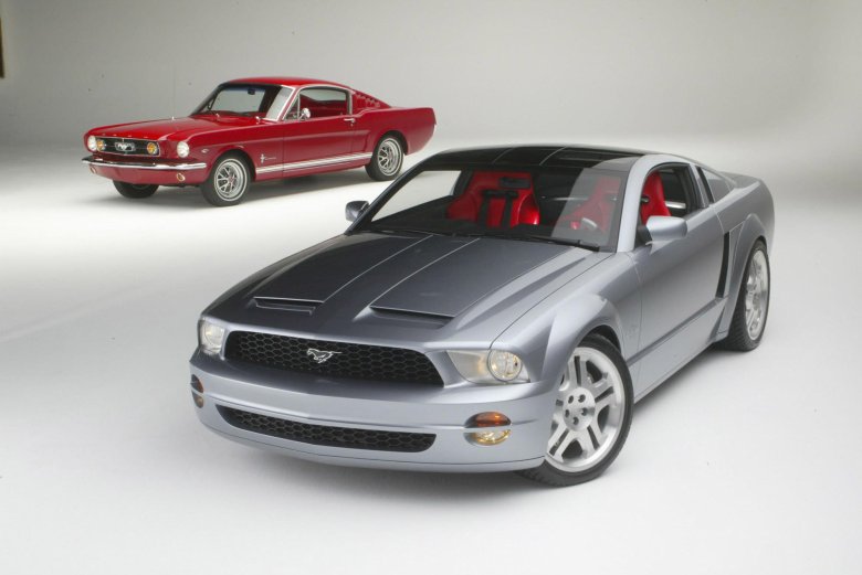 Ford mustang gt 2003