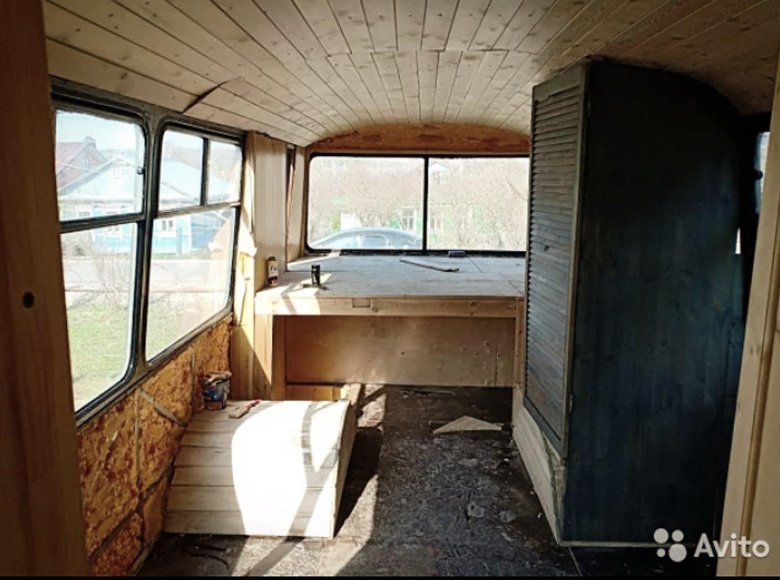Дом на колесах из автобуса паз