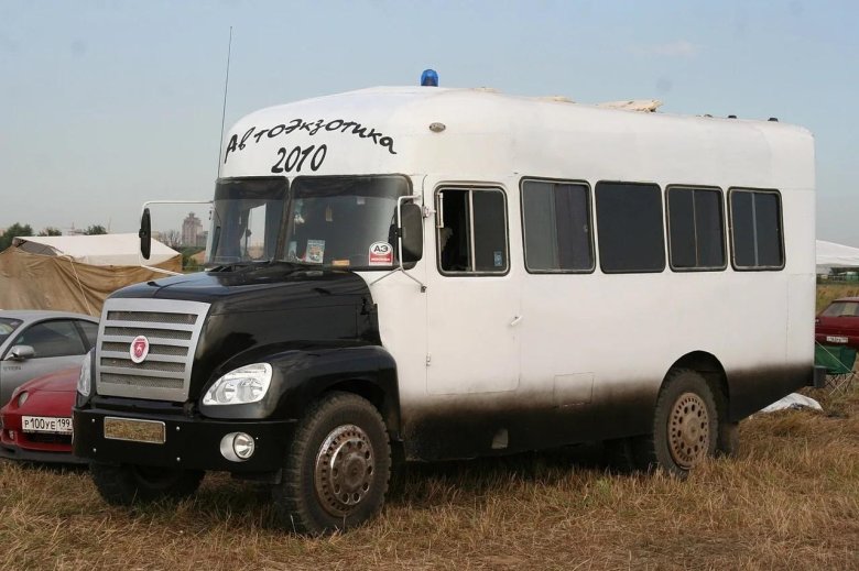 Автобус кавз