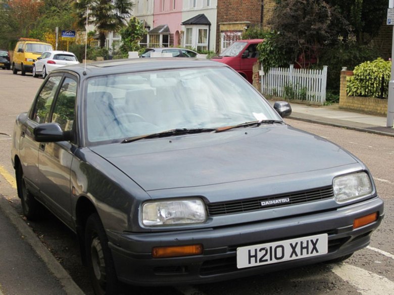 Daihatsu applause 1989