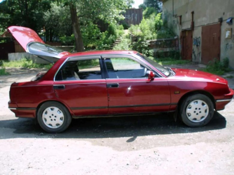 Daihatsu applause 2000