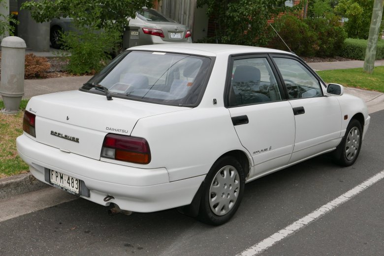 Дайхатсу апплаус 2000