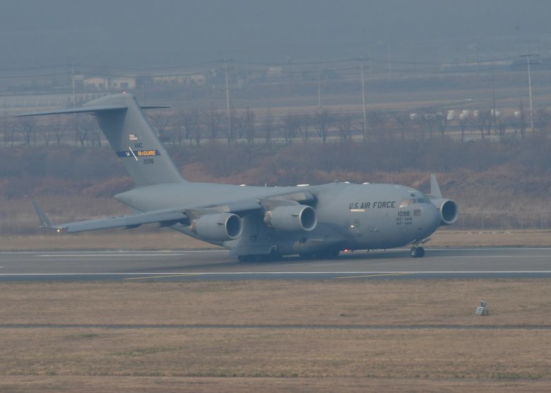 Boeing c-17 globemaster iii