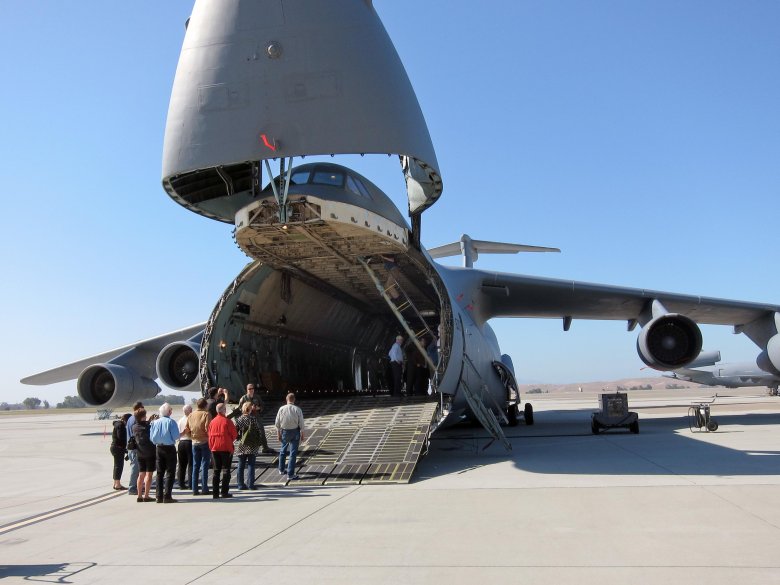 Lockheed c-5 galaxy