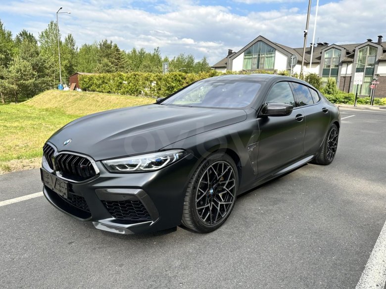 Bmw m 8 gran coupe competition