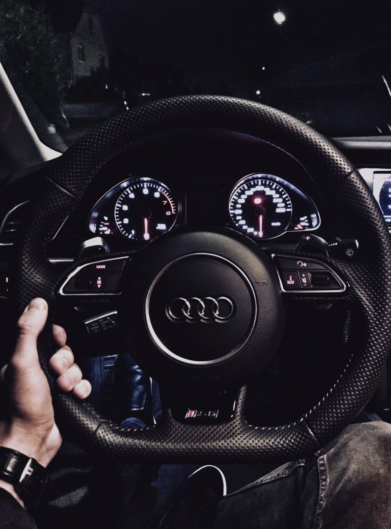 Руль ауди рс7