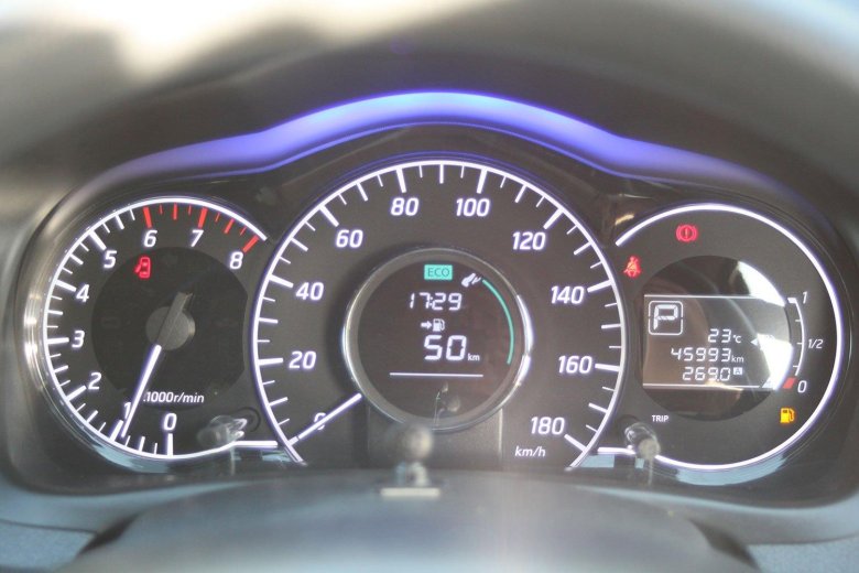 Спидометр ниссан ноут