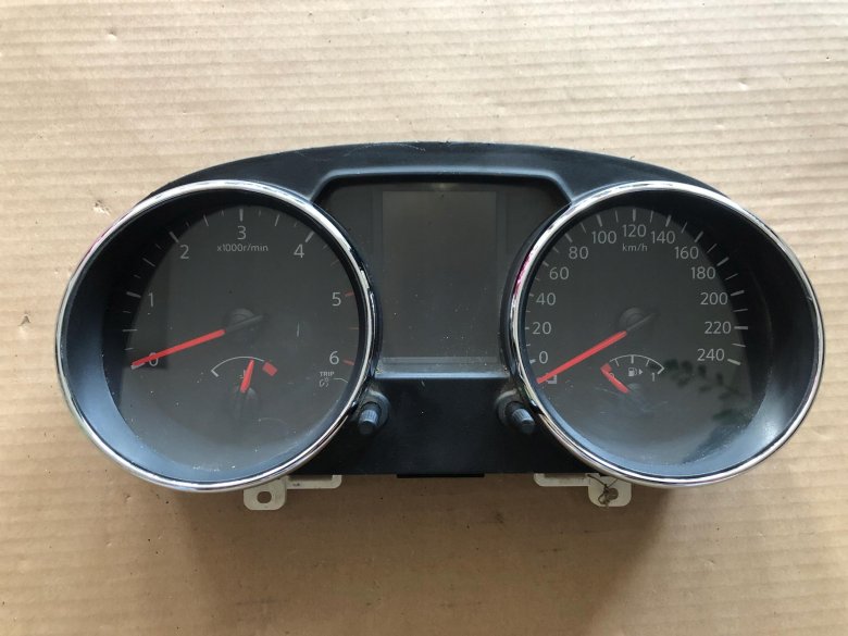 Приборная панель ниссан кашкай j10