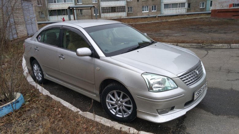 Toyota premio 2005