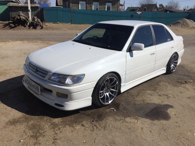 Тойота корона премио