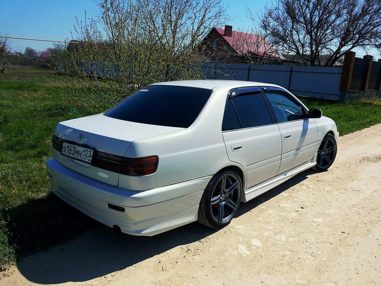 Тойота корона премио 2001