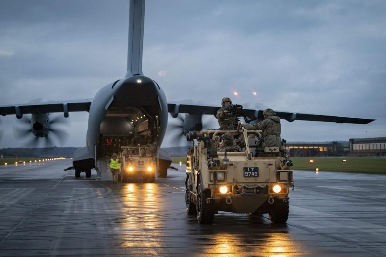 Британские военные