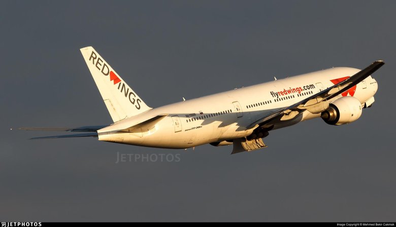 Боинг 777 200 ред вингс