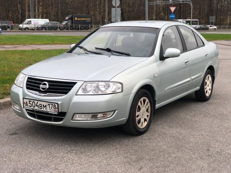 Nissan almera 2006