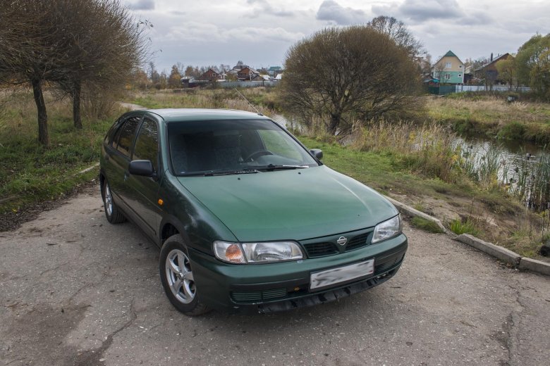 Nissan almera 1997