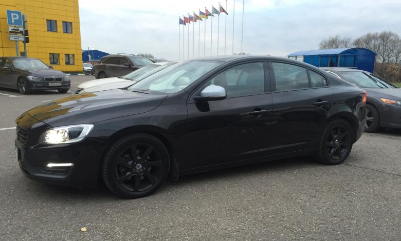 Volvo s60 черная