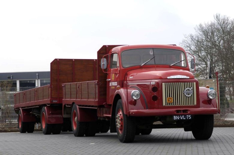 Вольво грузовик