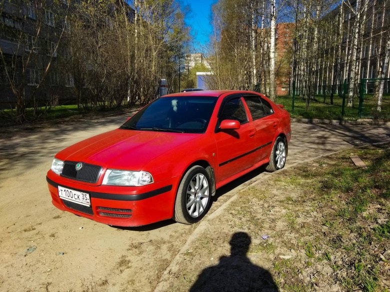 Шкода октавия тур 1.8