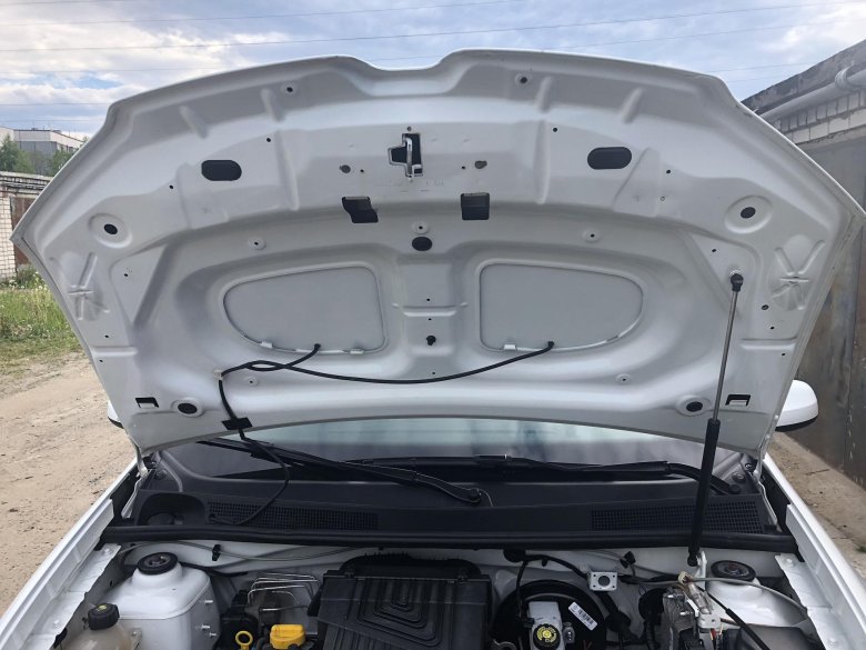 658404860r утеплитель капота лада ларгус