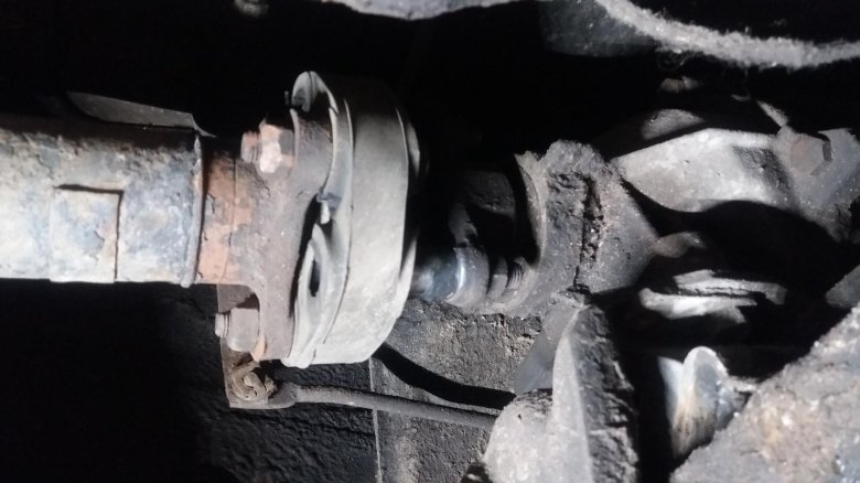 Хвостовик кардана ваз 2107