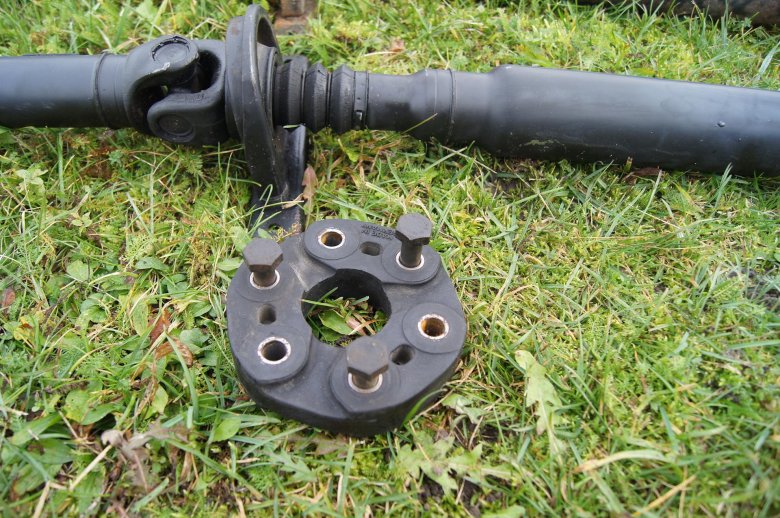 Кардан вал карданный задний