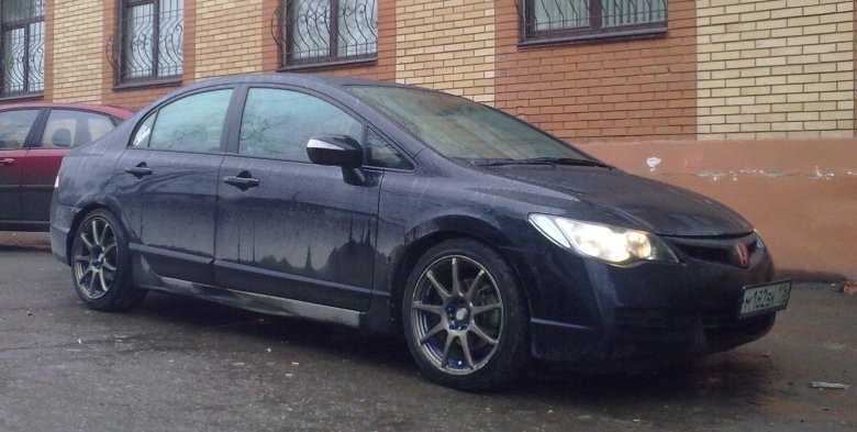Honda civic 4d r17
