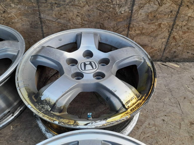 Диск колесный литой